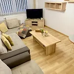 Apartment Al-dom Obroncow Westerplatte , 100 M Do Plazy, Przy Latarni Morskiej