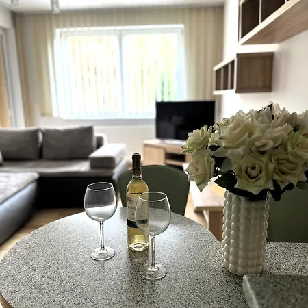 Al-dom Obroncow Westerplatte , 100 M Do Plazy, Przy Latarni Morskiej * Kolobrzeg