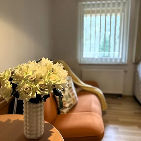 Al-dom Obroncow Westerplatte , 100 M Do Plazy, Przy Latarni Morskiej Kolobrzeg