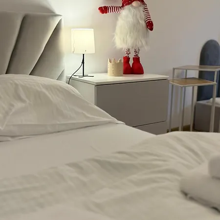 Apartment Al-dom Obroncow Westerplatte , 100 M Do Plazy, Przy Latarni Morskiej