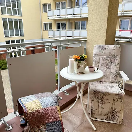 Al-dom Obroncow Westerplatte , 100 M Do Plazy, Przy Latarni Morskiej Kolberg