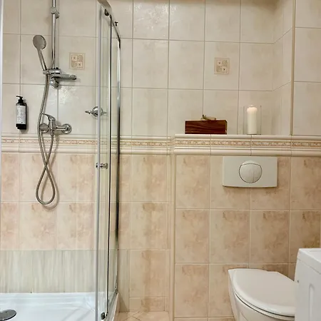 Apartamento Al-dom Obrońców Westerplatte , 100 M Do Plaży, Przy Latarni Morskiej *