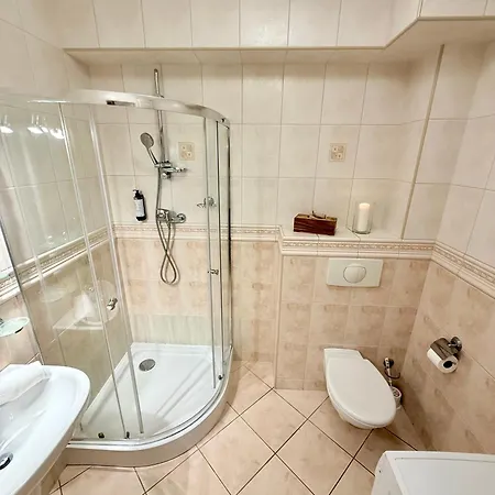 Apartamento Al-dom Obrońców Westerplatte , 100 M Do Plaży, Przy Latarni Morskiej *