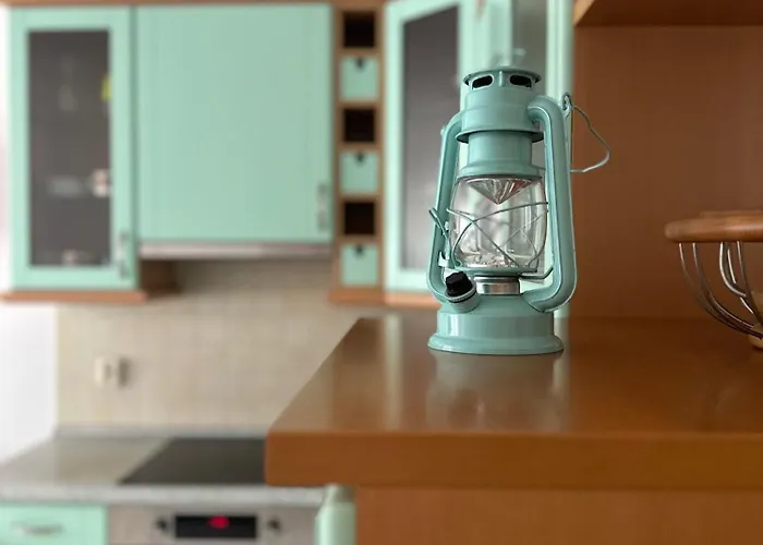 Al-dom Obroncow Westerplatte , 100 M Do Plazy, Przy Latarni Morskiej Kolberg