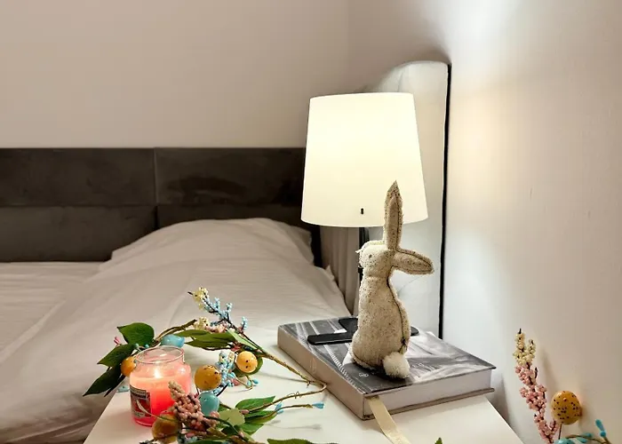 Al-dom Obroncow Westerplatte , 100 M Do Plazy, Przy Latarni Morskiej Kolberg