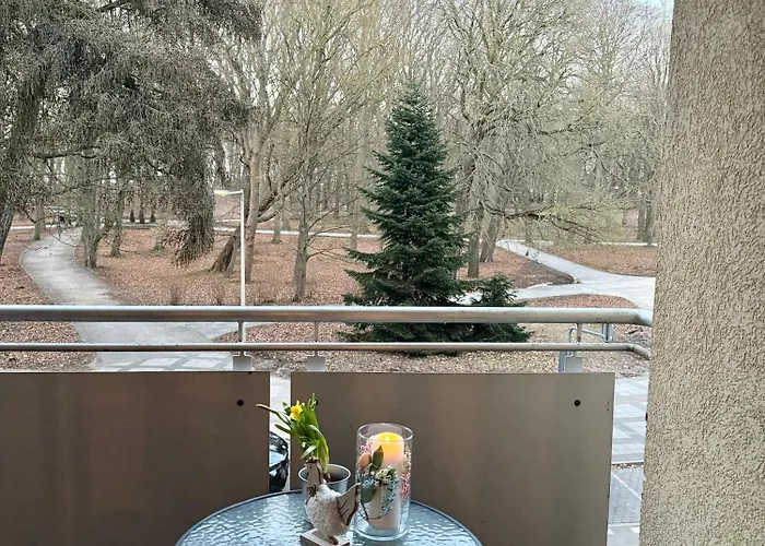 Al-dom Obroncow Westerplatte , 100 M Do Plazy, Przy Latarni Morskiej Kolberg